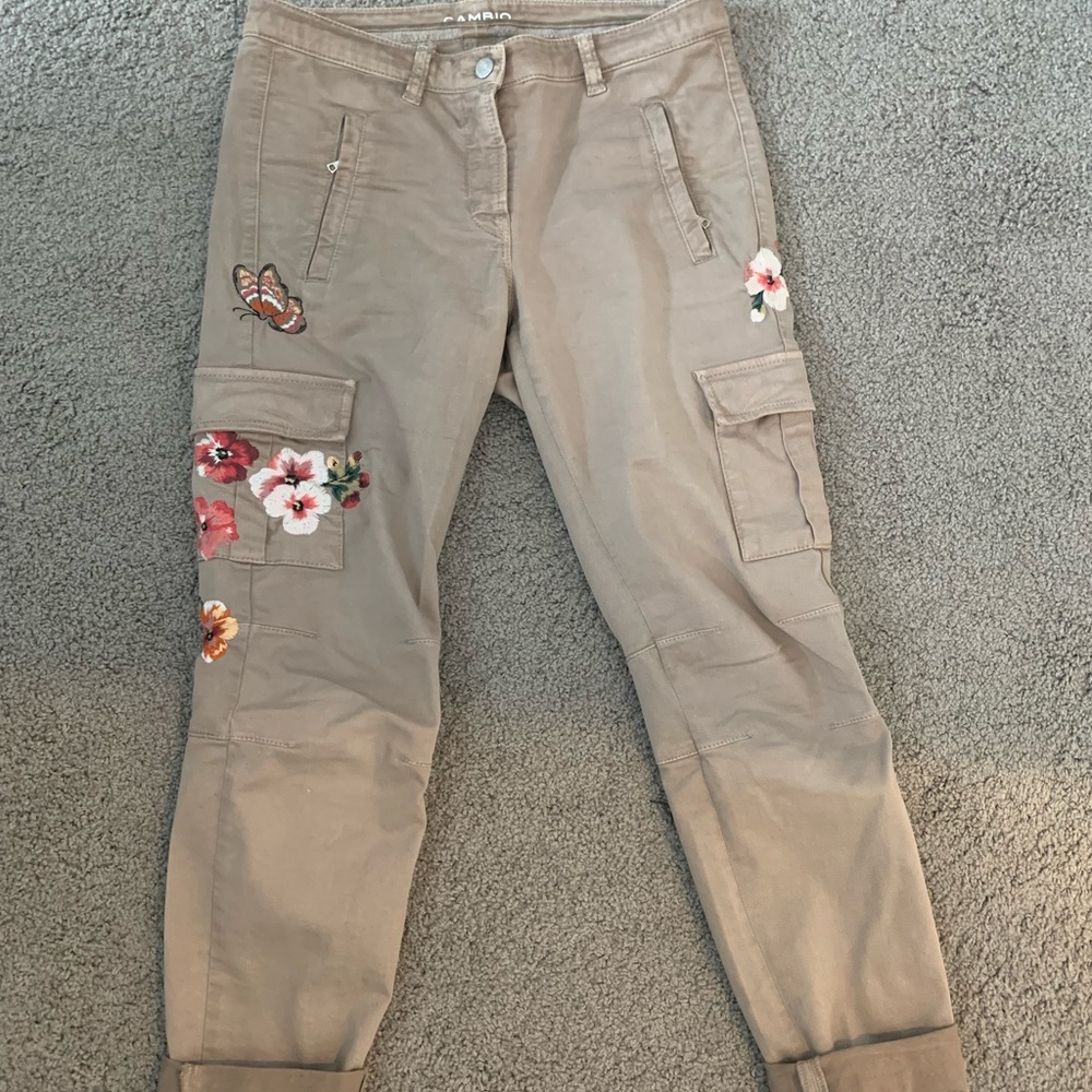 Embroidered Cargo pant